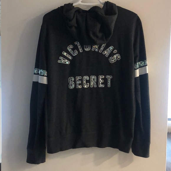 Victoria’s Secret zip - Picture 2 of 4